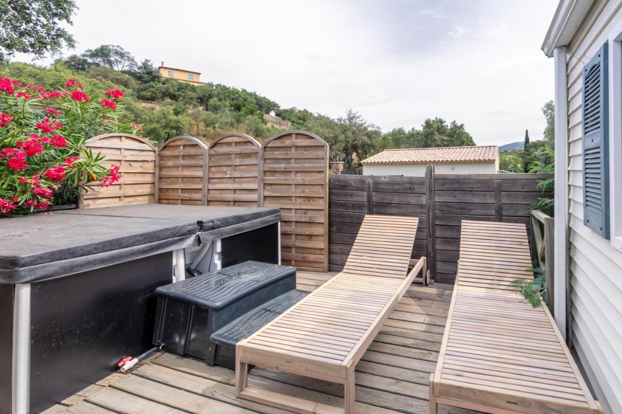 Camping Lou Cabasson Bormes-les-Mimosas Exterior photo