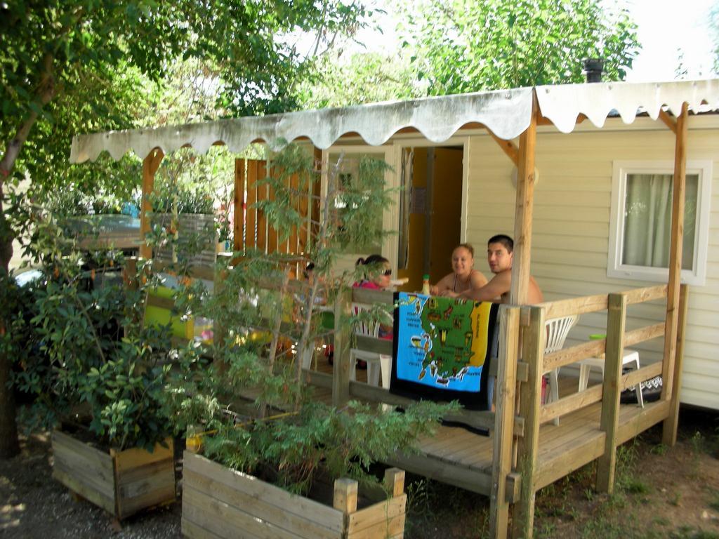 Camping Lou Cabasson Bormes-les-Mimosas Exterior photo