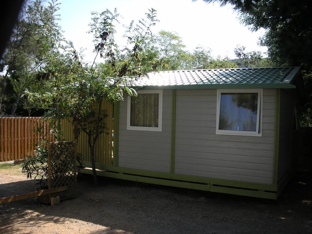 Camping Lou Cabasson Bormes-les-Mimosas Exterior photo