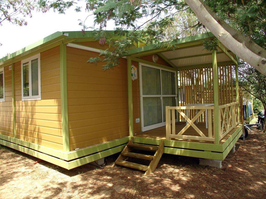 Camping Lou Cabasson Bormes-les-Mimosas Exterior photo